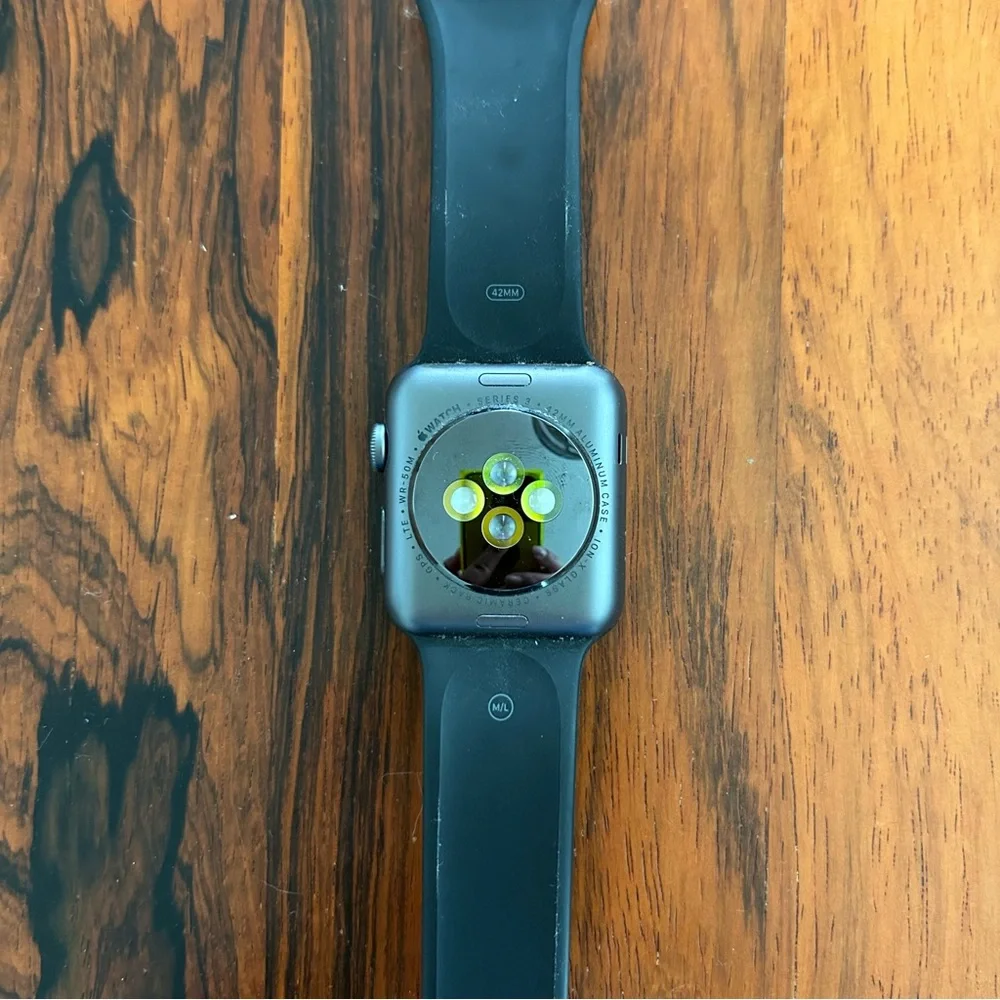 Like New Apple Watch Series 3 Space Gray 42mm Black Straps